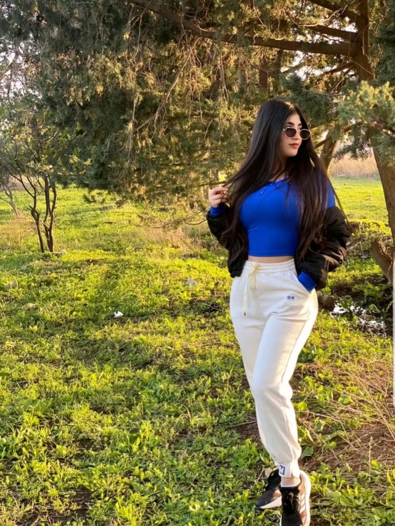Shahd, 25, ready for a 1-on-1 video chat on SisoMeet