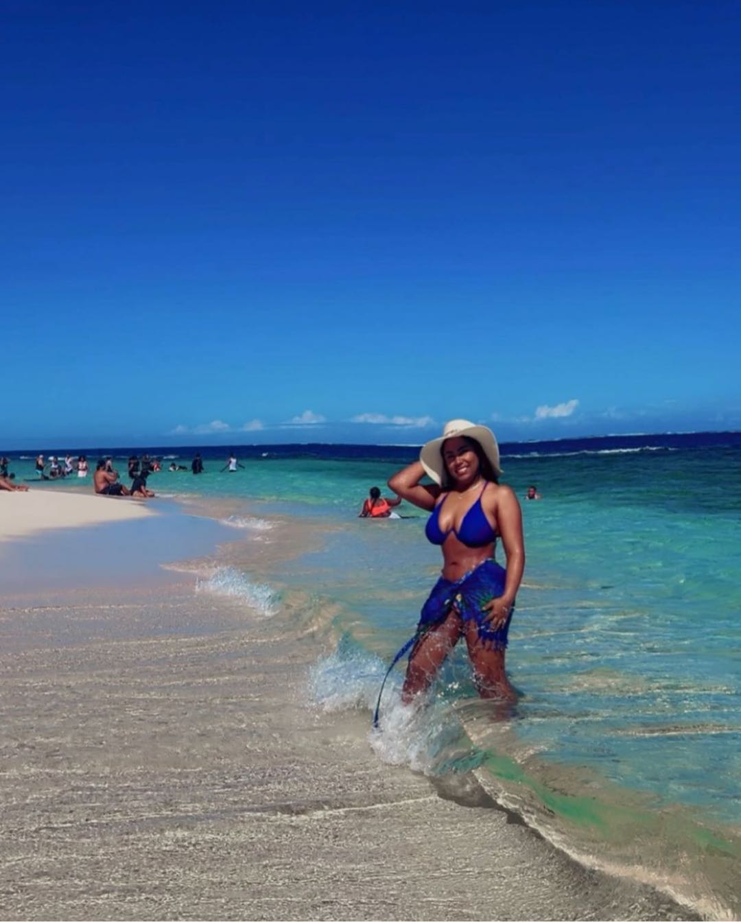 Luna, 23, online now for live video chat on SisoMeet